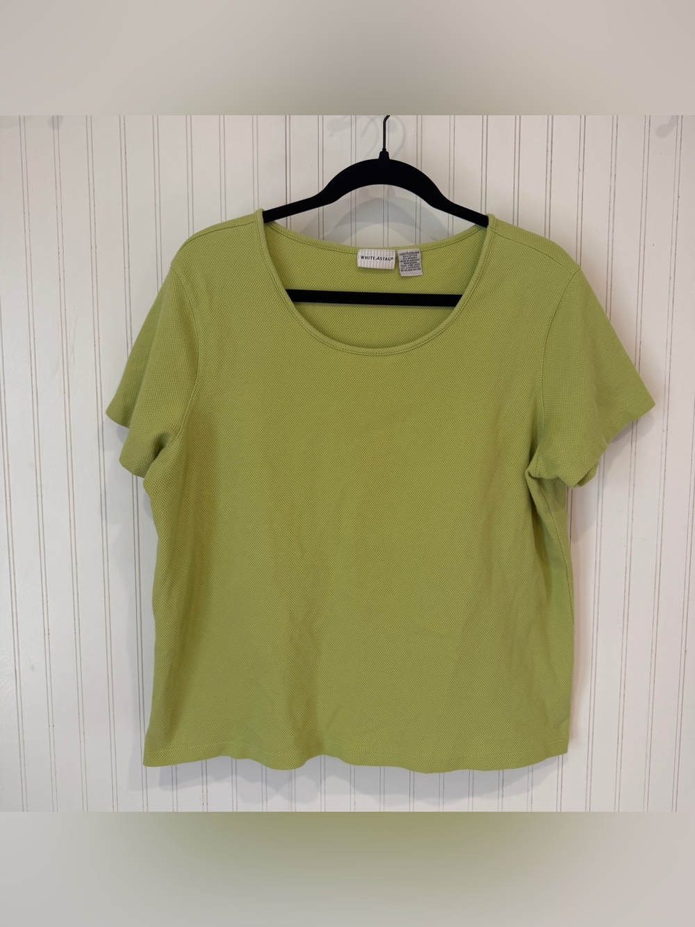 White Stag Lime Green Short Sleeve Scoop Neck Top